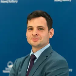dr Paweł Filipczak